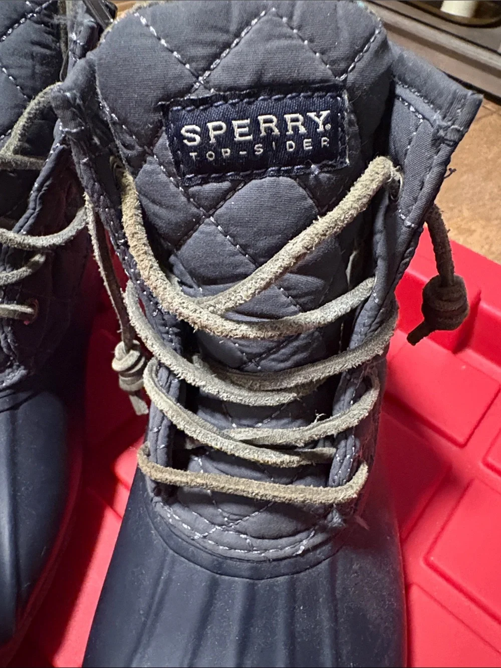 Sperry quilted upper